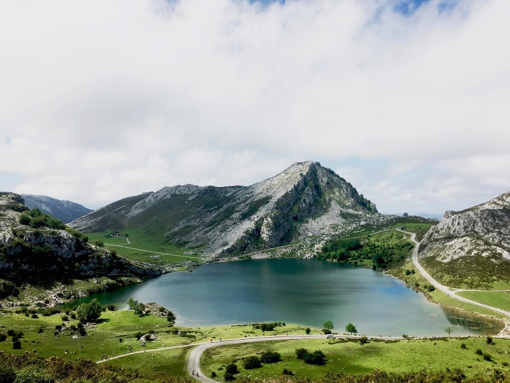 covadonga, mountains, lake, spain, asturias, nature, landscape, summit